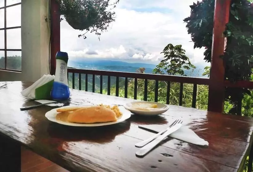 هتل Eco Lodge La Juanita