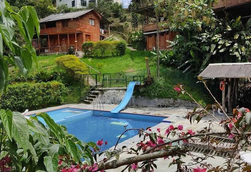בית מלון כפרי Eco Lodge La Juanita