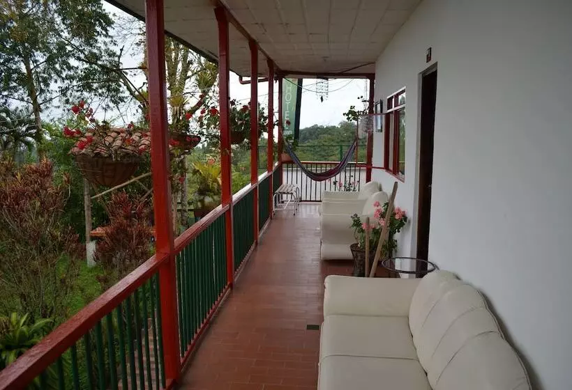 هتل Eco Lodge La Juanita