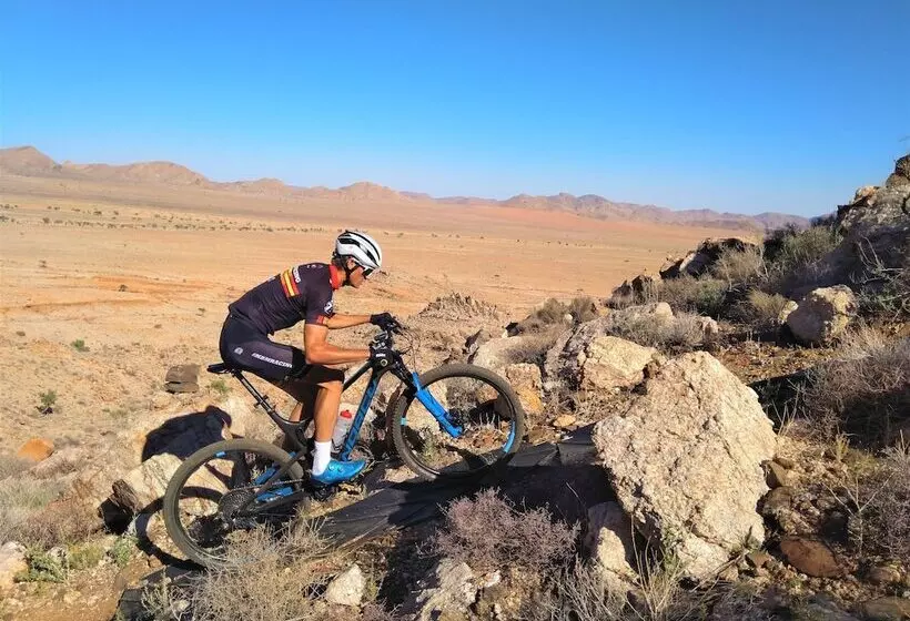 בית מלון כפרי Klein Aus Vista Desert Horse Inn