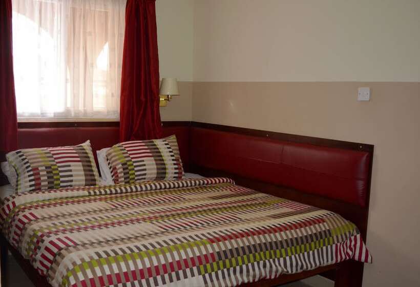 Отель Kunta Kinte