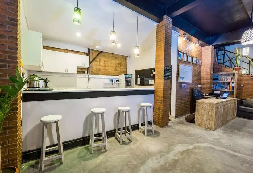 Szálloda Nyuh Gading Home Stay