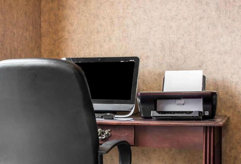 فندق Quality Inn