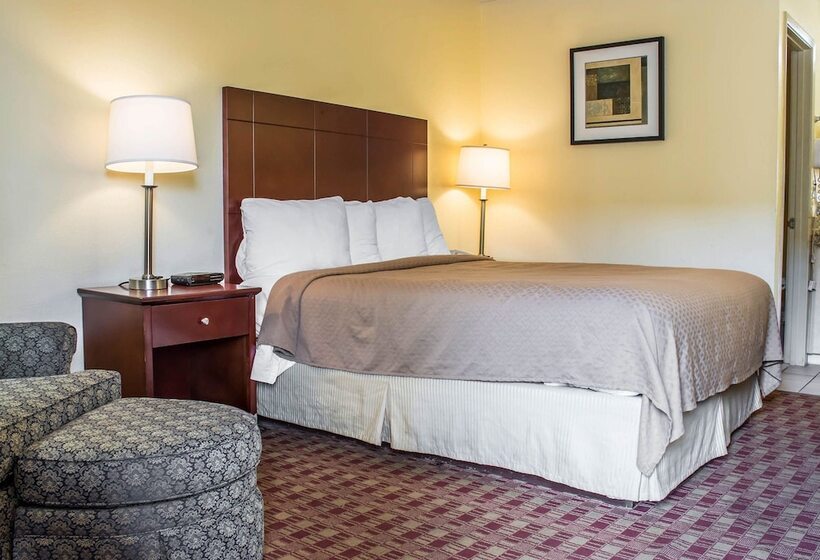 فندق Quality Inn