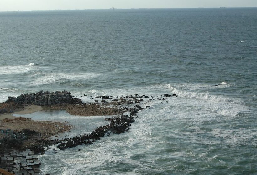 Royal Crown Hotel عائلات فقط