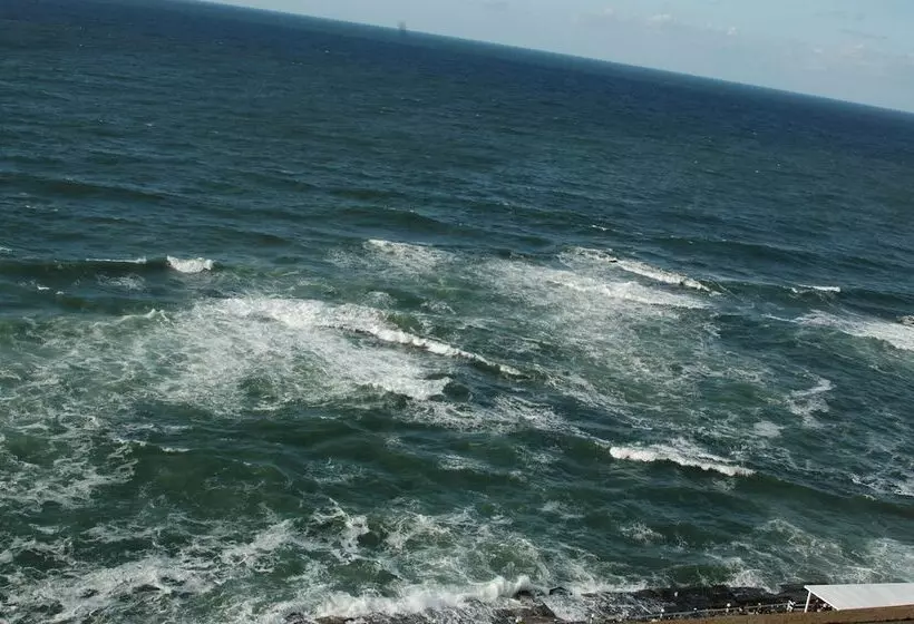 Royal Crown Hotel عائلات فقط