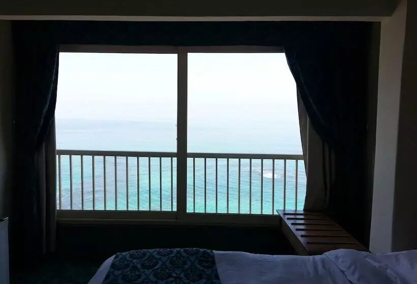 Royal Crown Hotel عائلات فقط