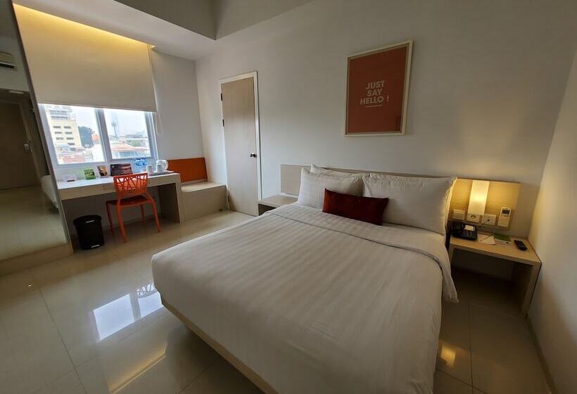 Hotel Zuri Express Mangga Dua