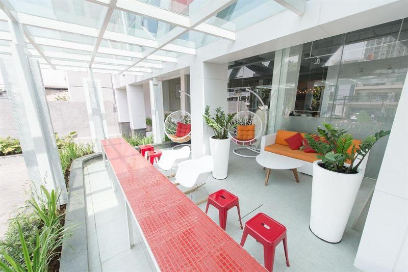 Hotel Zuri Express Mangga Dua