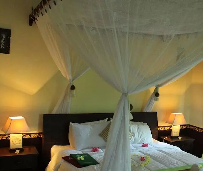 펜션 Mans Cottages & Spa