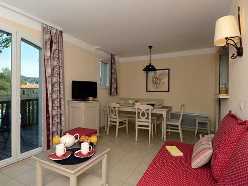 Pierre & Vacances Residence Les Coteaux De Pontroyal