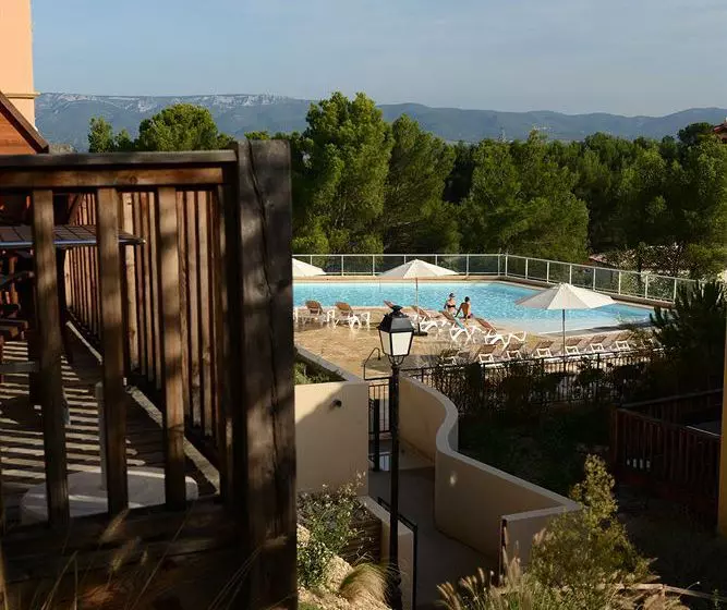 Pierre & Vacances Residence Les Coteaux De Pontroyal