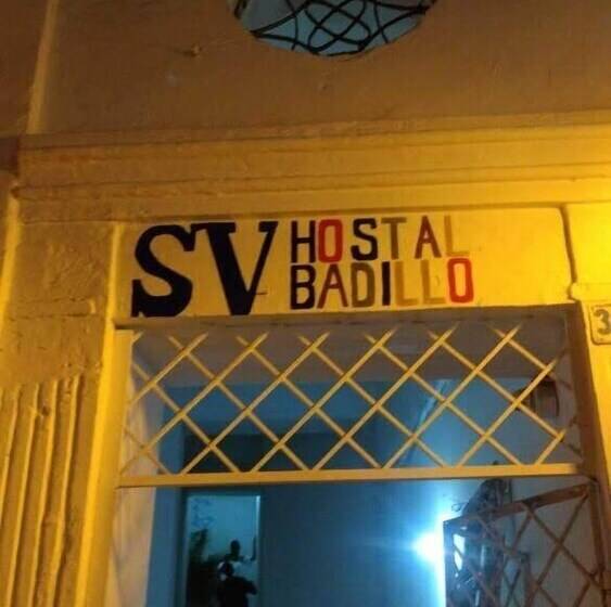 فندق صغير Hostal Badillo Sv