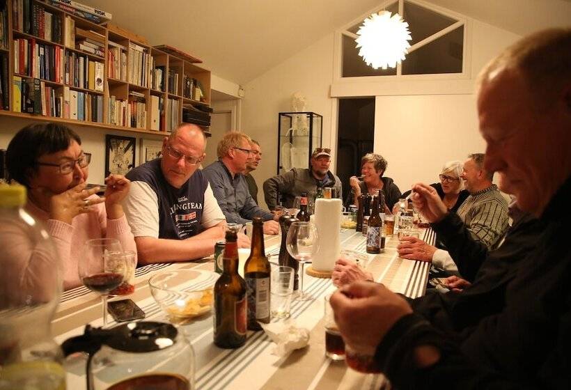 مبيت وإفطار Fjordhus