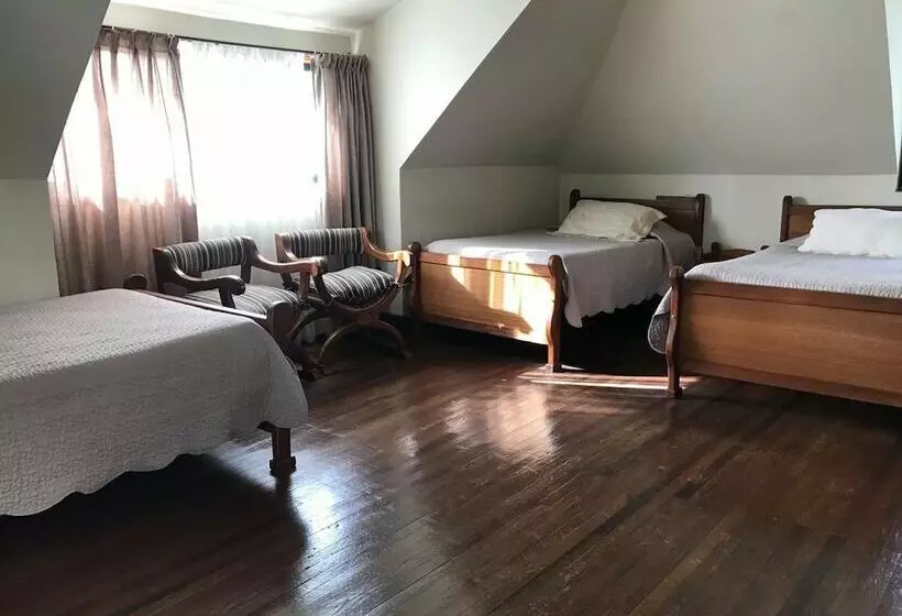 تختخواب و صبحانه Hostal Casona César