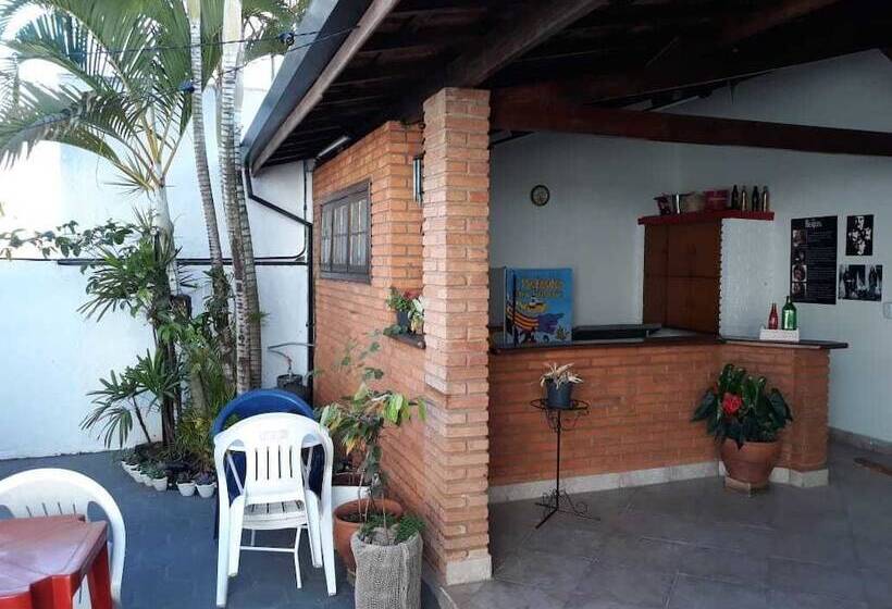 Casa Beatles Hostel Bauru