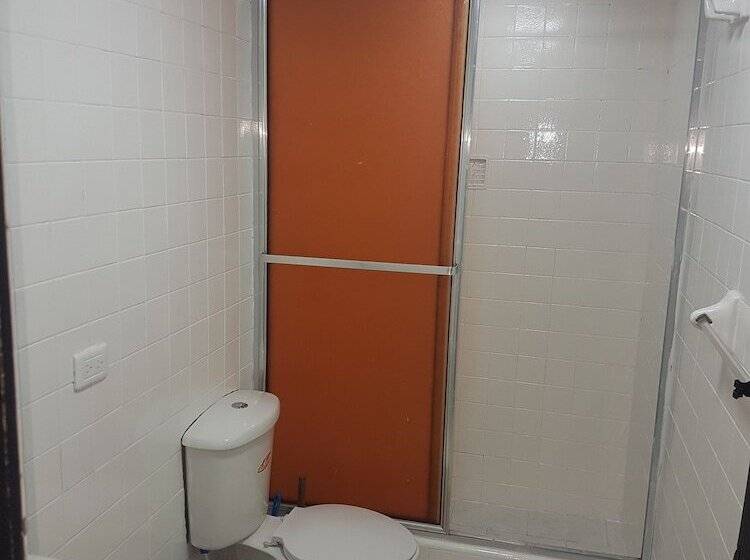 פונדק Casa Hotel Emanuel