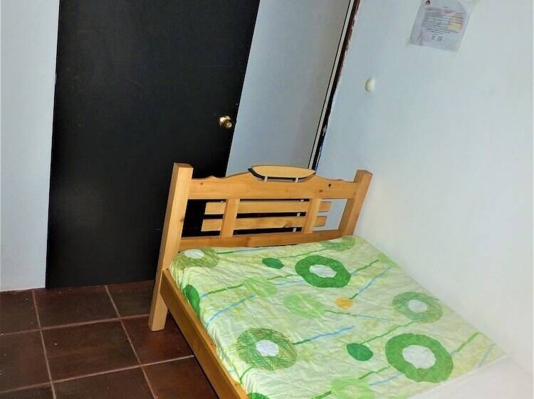 פונדק Casa Hotel Emanuel