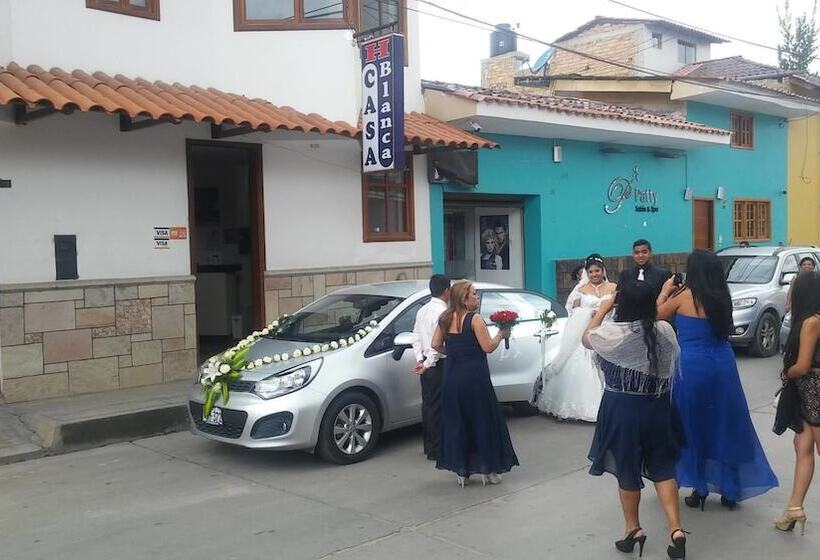 مسافرخانه Hospedaje Casa Blanca Beach