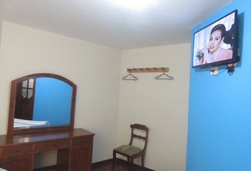 مسافرخانه Hospedaje Casa Blanca Beach