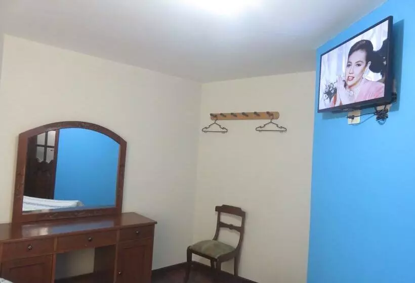 مسافرخانه Hospedaje Casa Blanca Beach