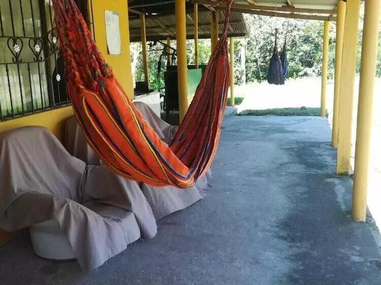 Hostal Ukym