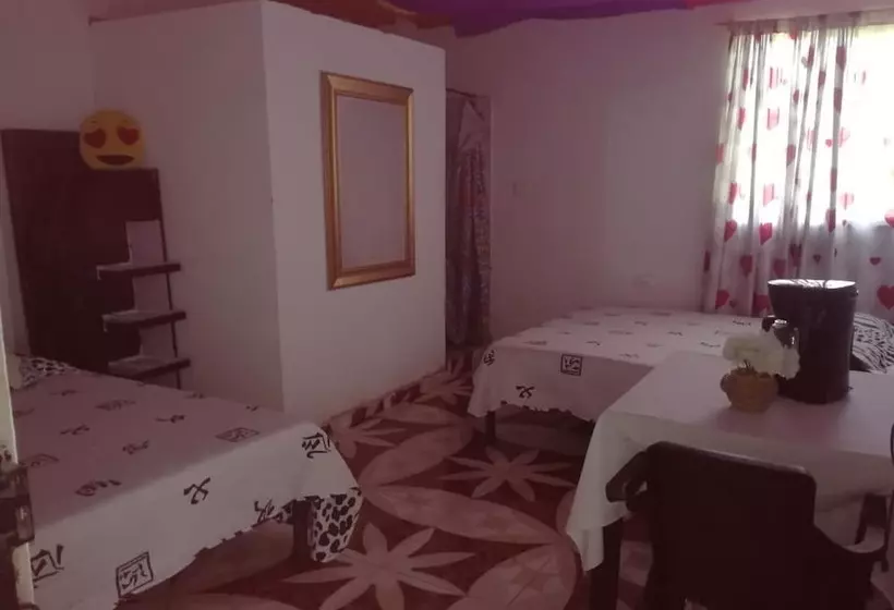 Hostal Ukym