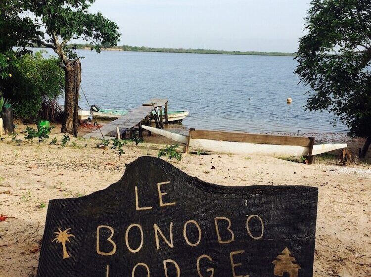 هتل Bonobo Lodge