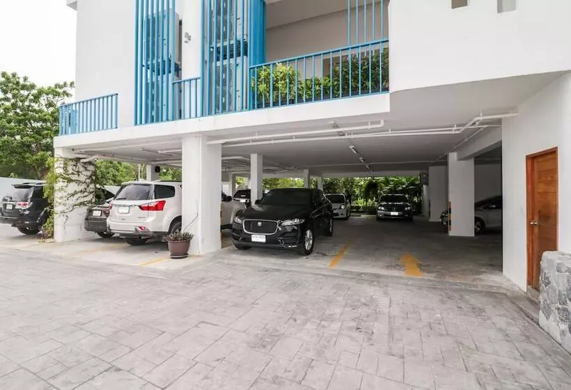 Hotelli Costa Village Jacuzzi Bangsaray