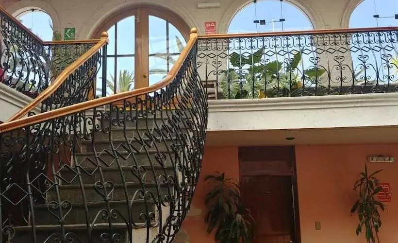 ホテル Dos Reynas