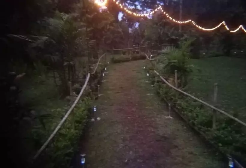 ホテル Eco Lodge Las Nubes