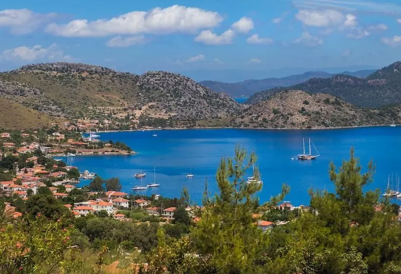 Hotelli Harmanyeri Tatilevi Selimiye