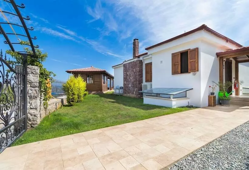 Hotelli Harmanyeri Tatilevi Selimiye