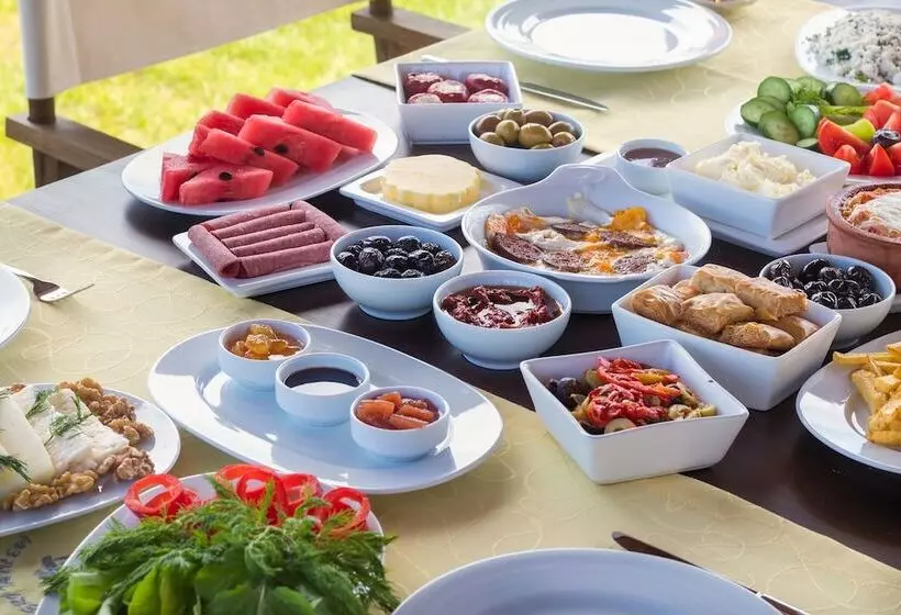 Hotelli Harmanyeri Tatilevi Selimiye