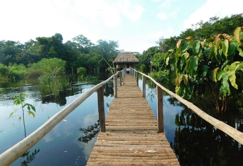 هتل Intillama Jungle Lodge Eirl