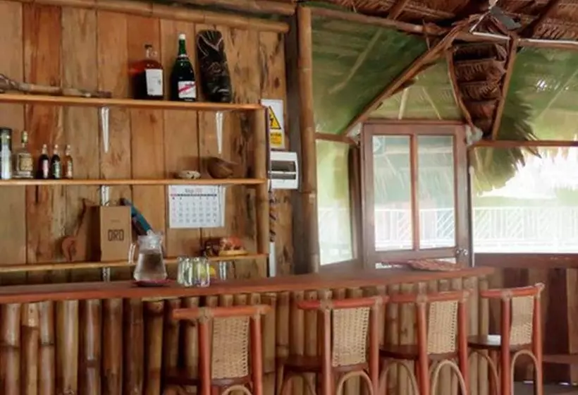 Hotelli Intillama Jungle Lodge Eirl