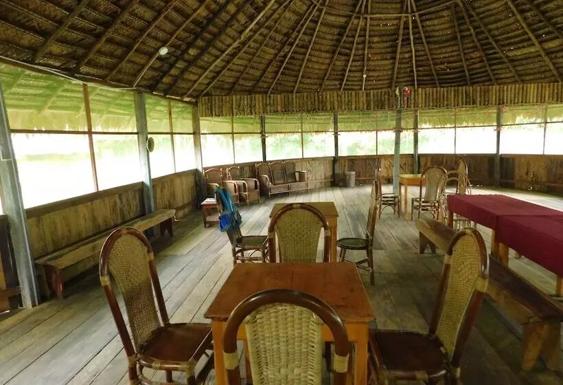 Hotelli Intillama Jungle Lodge Eirl