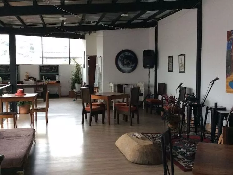 هتل La Casa De Manuel