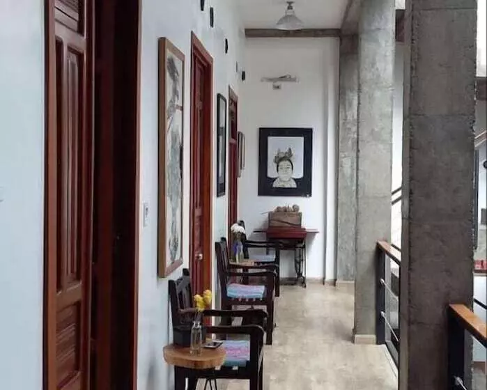 هتل La Casa De Manuel