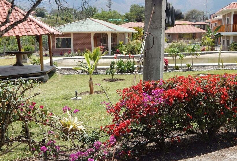 Hotel Live The Life And Toro Bar