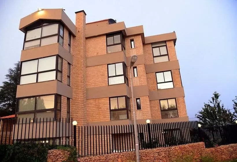 هتل Mountain View Cedars