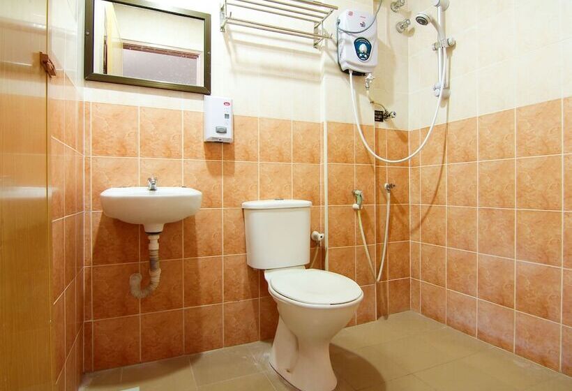 Hotel Oyo 11343  Putra Iskandar