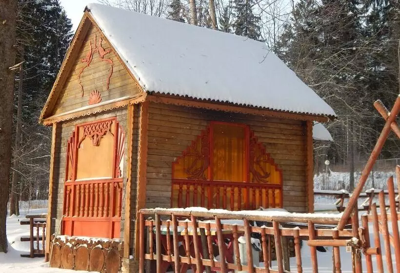 Hotelli Pansionat Parus