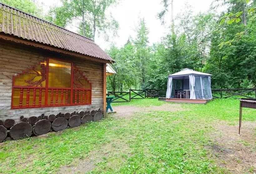 Hotelli Pansionat Parus