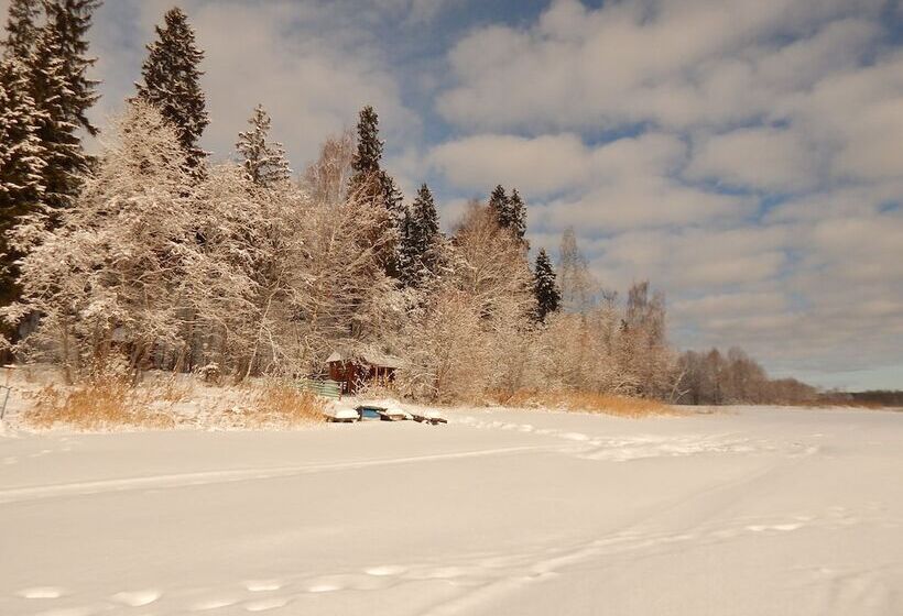 ホテル Pansionat Parus