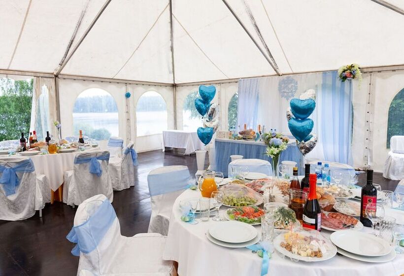 ホテル Pansionat Parus