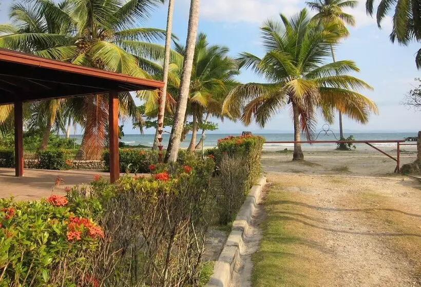 ホテル Suites & Rooms A&t Samana