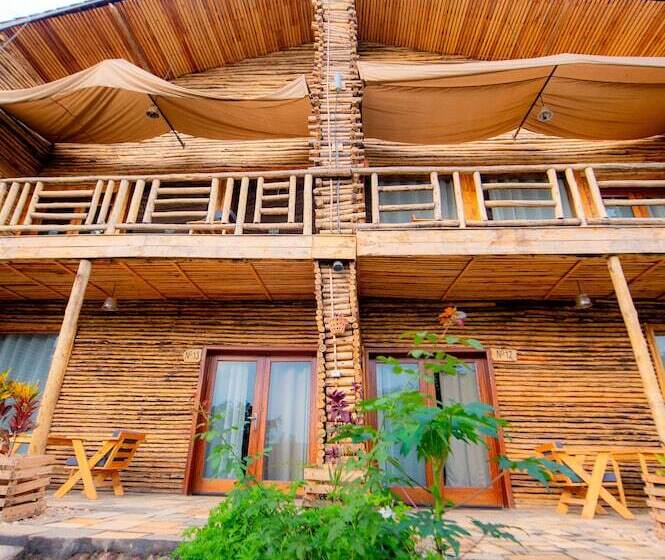 هتل Vintage Cottage