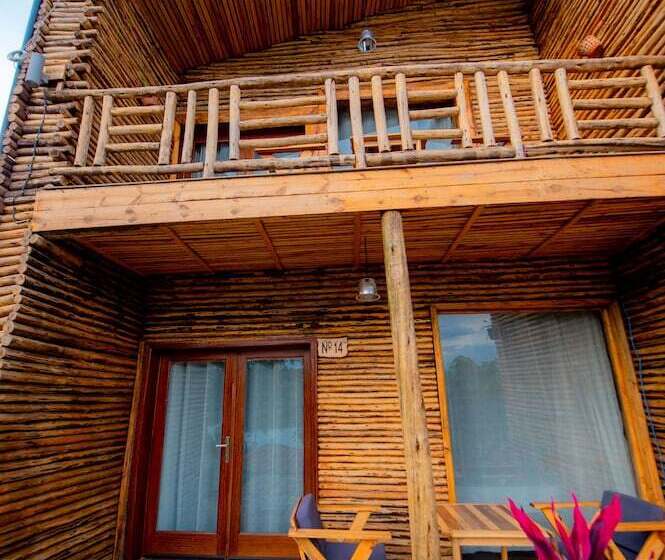 هتل Vintage Cottage