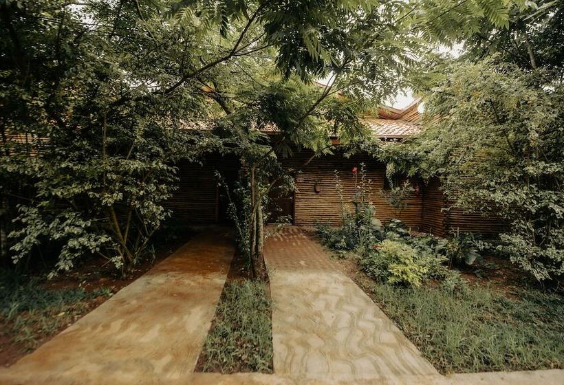 هتل Vintage Cottage